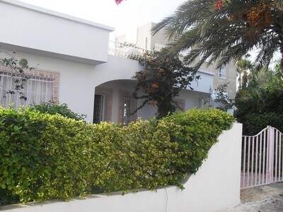 Villa furnished not far from the hotel d + North zone
