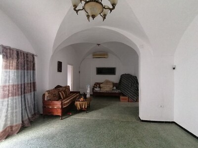 AV une maison à corniche Hammamet m