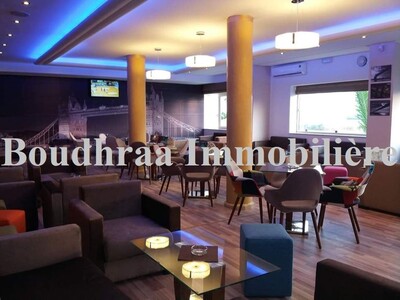 Salon de thé restaurant en gérance libre au Lac
