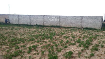 terrain a roued 5mn du géant 350