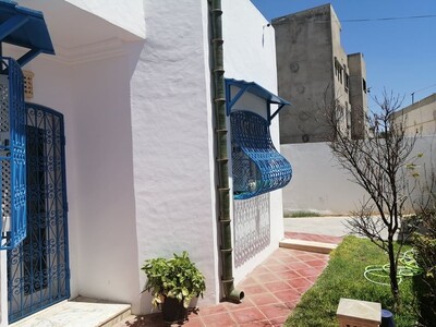AV une belle villa dans les alentours de Hammamet m