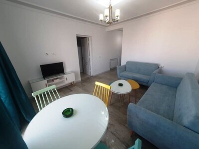 Appartement GLOSSRéf: location annuelle