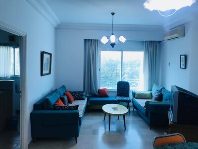 AV un appartement à 100m² meme pas de la mer m