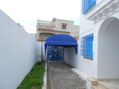 une belle villa duplex à hammamet
