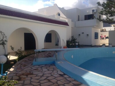 AL231 VILLA CHATT AL231