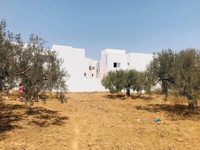 un lot de terrain de 700m² en promotion immobiliè à barket sahel