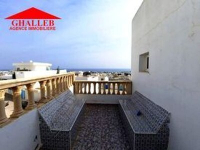 A vendre un appart au centre ville de Hammamet RAN