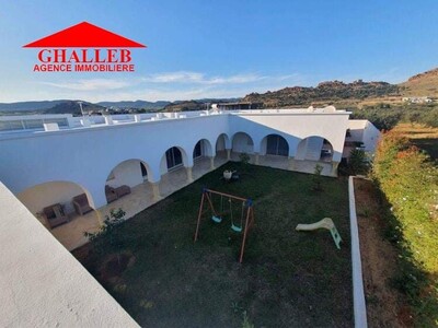 AV une belle villa à Hammamet nord n