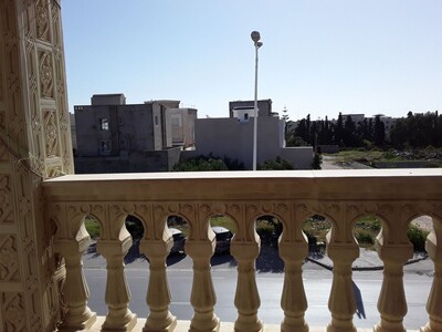 Av un bel appartement à mrezga n