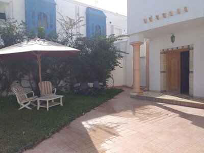 à louer une belle villa à Hammamet Sud m