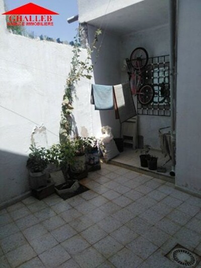 une maison de 100m a mrézgua gh