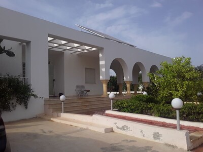 AV une belle villa à Hammamet sud mma