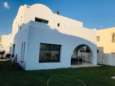 AV une superbe villa à Hammamet sud mmm