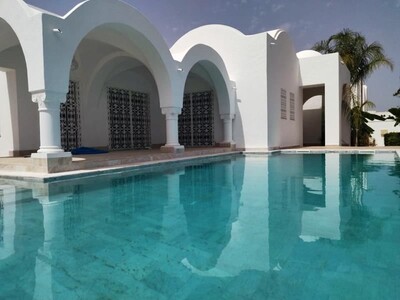 Villa DU CHARME HAMMAMET LOC