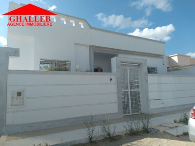 une coquette mais s+3 a vendre ran