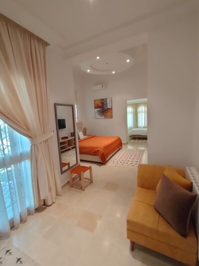 villa de 3 étage a vendre à hammamet centre