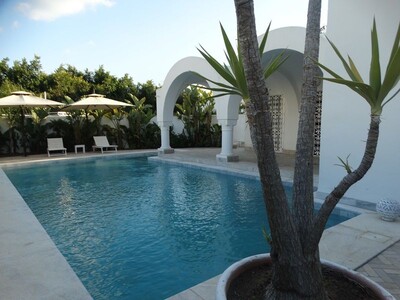 Villa SANDRA Réf: non meublée villa avec piscine