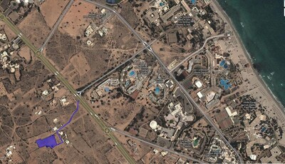 Terrain a la zone touristique Mezraya Djerba