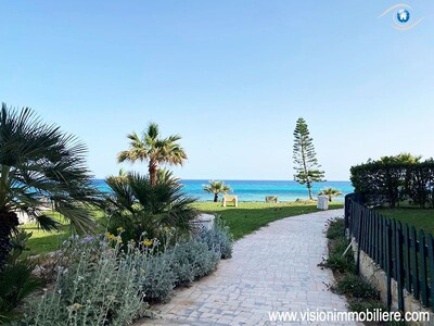 Location Appartement pied dans l'eau kileni S+2