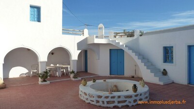 Houch rénové à vendre à Djerba proche plage