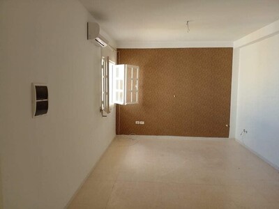 Appartement Cité nour jaafer Près de Esprit