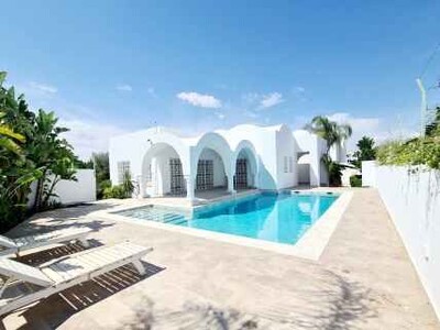 Villa SANDRARéf:  non meublée à Yasmine Hammamet