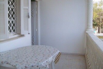 Appartement au premier étage coté hotel Aziza++