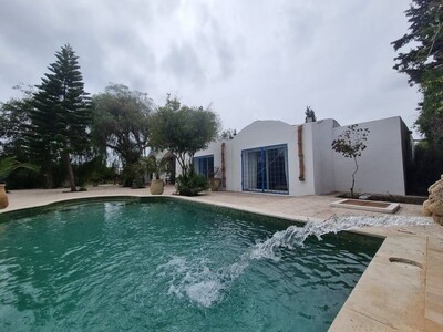 Villa ZINNIARéf:  location estivale
