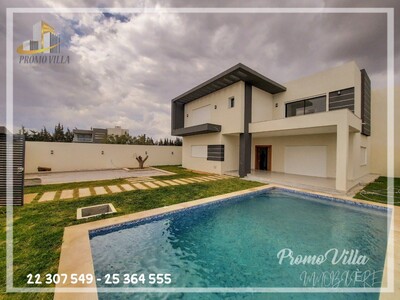 une luxueuse villa très haut standing située à Hammamet