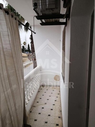 Maison garage appartements et 2 studios à vendre à Hammamet