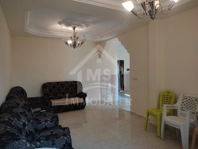 Maison de 137 m² avec un étage inachevé à vendre à 145 M