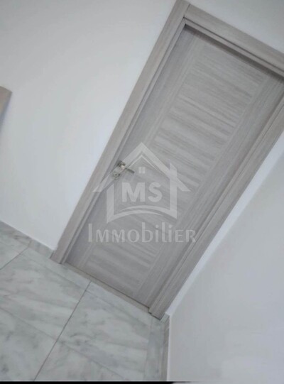 Appartement S+2 à vendre à 235 MD