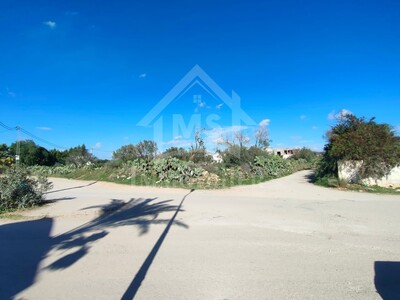 Joli terrain de 210 m² à vendre à 150 MD