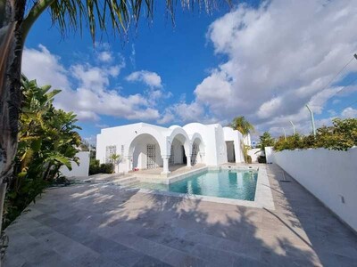 Villa SANDRA pour location estivale villa avec piscine