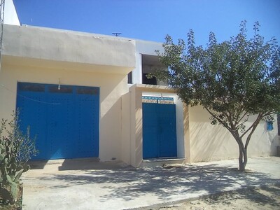 av 2 maisons avec garage situé a hammamet sud