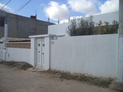av villa plein pied 400m² situé a hammamet sud