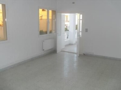 Nice floor d a villa in hammam sousse