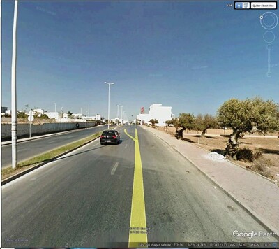 av un terrain commercial 2774m²situé a hammamet avec titre bleu