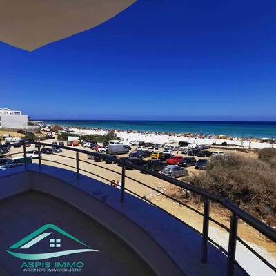Appartement Pieds dans l’eau à plage Ezzahra Hammam Ghzeez