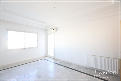 A vendre un appartement avec 2 places parking à Hammamet