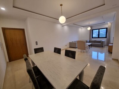 JOLI Appartement NARCISSES Réf:
