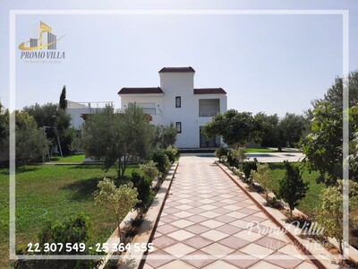 charmante Villa avec piscine 1500m² terrain