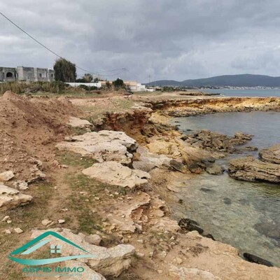 Des terrains 1000 m² pieds dans l'eau à Dar Allouche