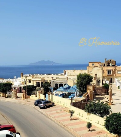 à vendre une villa vue sur mer à el Haouaria la grotte