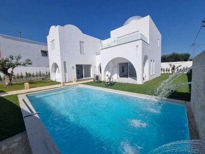 Villa ANGEL avec piscine BIR BOUREGBA