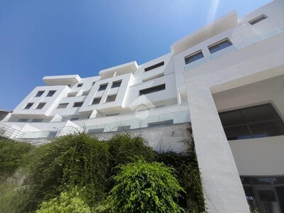 S+1 à vendre avec une vue sur la piscine