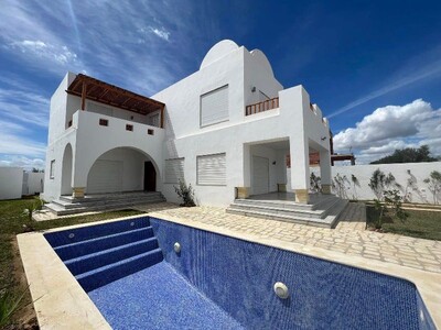 av Somptueuse Villa avec piscine à Hammamet sud