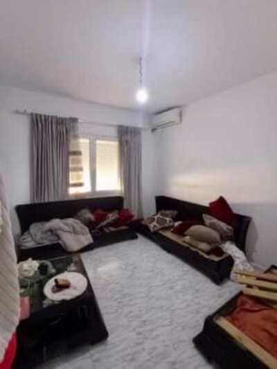 A vendre un appartement S +2 à cité ezzouhour