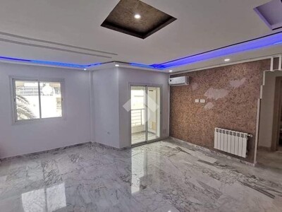 S+2 en vente à chott mariem avec une vue sur mer