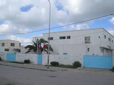 local industriel de 2000